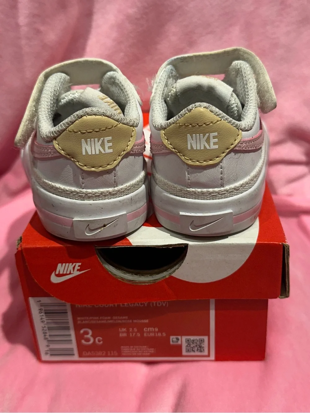 Nike White and Pink Baby Velcro Sneakers